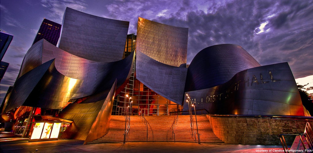 Концертный зал уолта диснея. Концертный зал имени Уолта Диснея в Лос-Анджелесе. Фрэнк Гери Архитектор концертный зал имени Уолта Диснея. Центр Фрэнка Гери в Панаме.