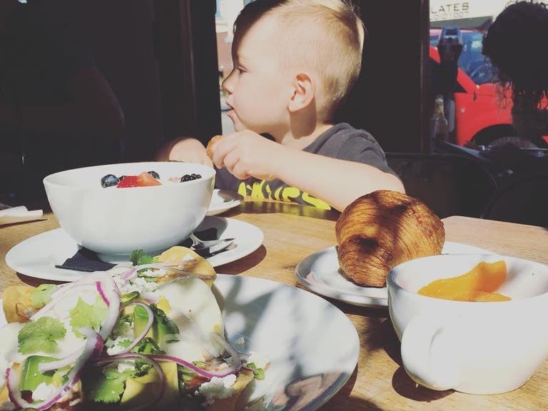 Sunday morning at Huckleberry Café | Photo: @marafamily Instagram